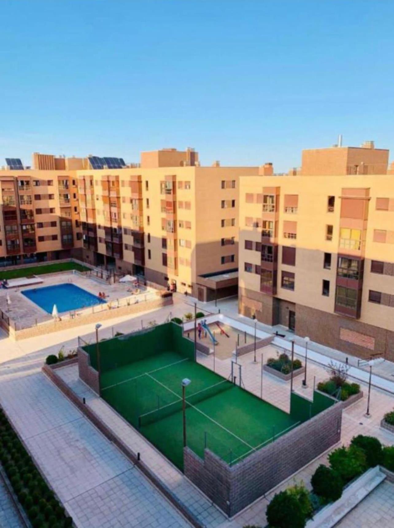 Ifema Wanda Samaniego Plenilunio Aeropuert Apartamento Madrid